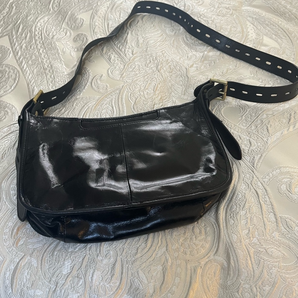 Elegant Black Leather Shoulder Bag